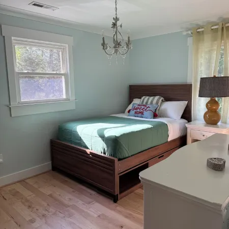 Stunning 4 Bed House Perfect for Nature Lovers Отели в г. Стил Крик