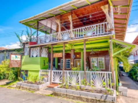 ลูลา เบดแอนด์เบรคฟาสต์ โรงแรมในโบกาสเดลโตโร