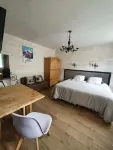 Le Patio de Luchon - Homestays