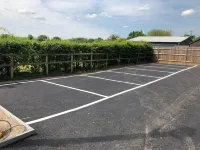 Trivelles Waterhall Country Gatwick Hotel & Airport Parking - Bãi đậu xe
