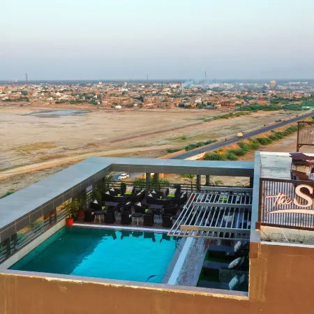 The Sara Hotel