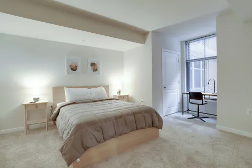 Beautiful 2Br Condo at Pentagon City