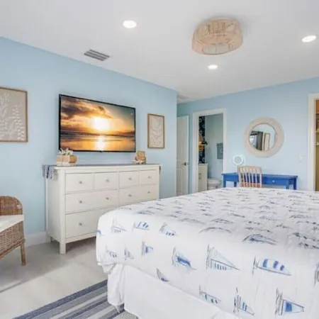 Sand & Sea Oasis: Condo with Private Beach Access