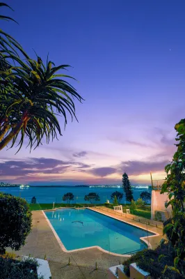 Magnificent Beachfront Mansion - Pool