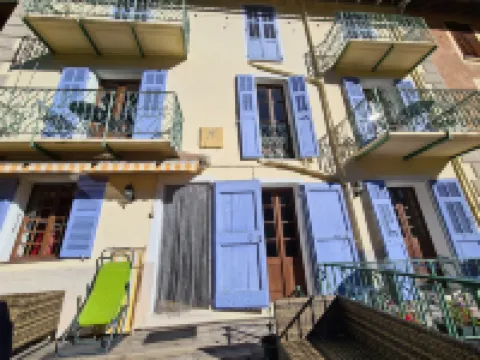 異國酒店 鄰近Auron (ski resort)的酒店