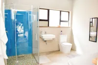 Amabwe Guesthouse Hotels in Makana Local Municipality