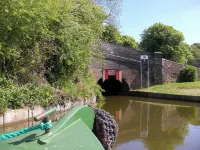Canal Cove Retreat in Stone Hotels in Yarnfield