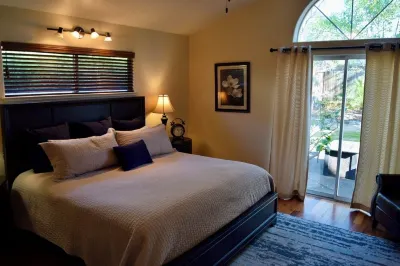 Charming 3-bedroom house in tranquil Sonoma with large backyard & hot tub Hotel in zona Little Vineyards Family Winery