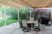 4 Bedroom Home, Fenced Yard and Hot Tub! Hotels in Lander