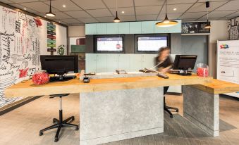 Ibis Rennes Centre Gare Sud