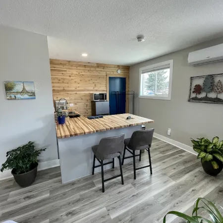 Lake Arbor Studio near Denver, Boulder + Golden