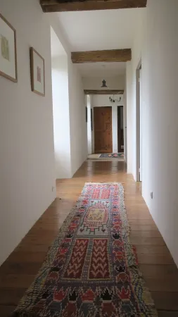 SPACIEUSE ET BELLE maison 4ch 4sdb, piscine privee, grand jardin Internet et TV Отели в г. Эстамп