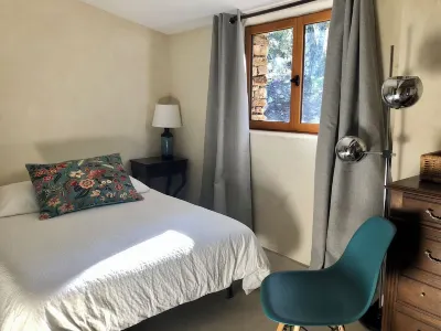 Nice house with swimming pool in Bonnieux, Luberon Park Sous Les Toiles de Provence 주변 호텔