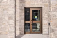 Downtown Condo (License No. 23 112884 STR) فنادق في سانت كاثرينز