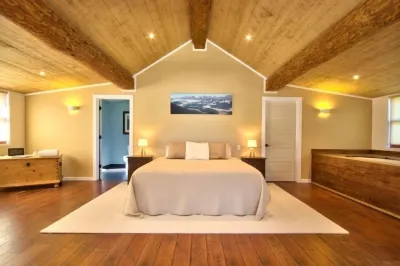 Unique Modern Log Home - Stunning Mountain Views, Designed for Comfort 글래노키 부두 주변 호텔