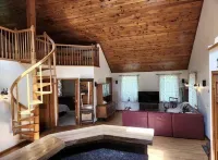 Charming 3 bed Pocono Mountain Getaway