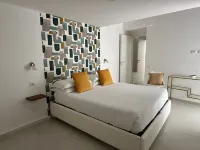 Chez Elena with shared terrace overlooking the sea Ravello