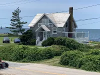 sea breeze house at sakonnet point. RE. 03495-STR