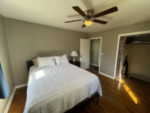 Cozy, Clean & Pet-Friendly – Near Kirksville High Hotels in Adair County
