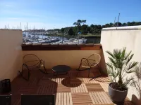 Studio with terrace facing the port of Capbreton Hotels in Capbreton