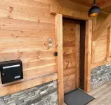 3-bedroom duplex in quiet, cocooning chalet. Pets welcome!