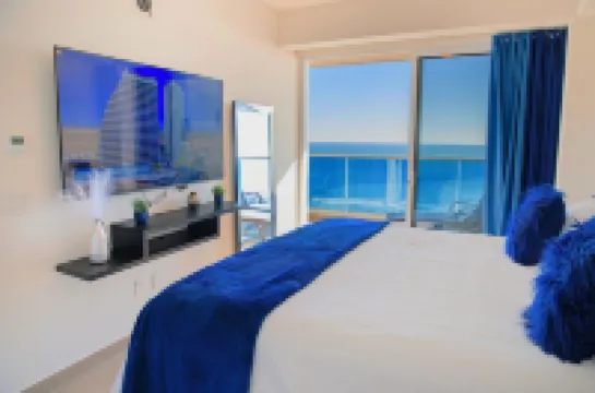Beachfront 1-bedroom luxury condo at Encantame Towers by the Sea of Cortez.