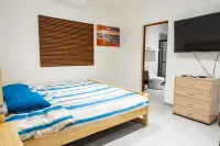 New beach house “OASIS” at Costa del Sol فنادق في 