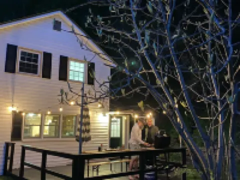 Catskills NY Barn House Hotels in Delaware