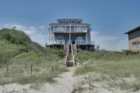 Emerald Isle at it's best at Sea Maiden West!!  Renovated BEACHFRONT home!!