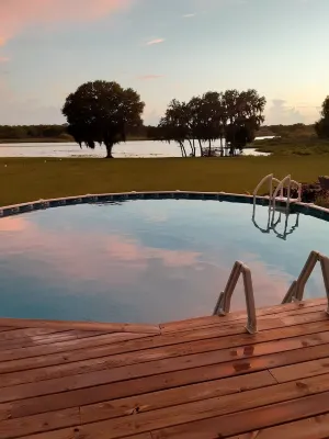 NEW-Lakefront /on 5 acres /near Lakewood Ranch / Pool / Pet Friendly