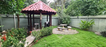 Jazmin Del Sol - Just Steps Away to the Beautiful Potrero Beach Отели рядом с достопримечательностью «Плайя Потреро, Коста-Рика»