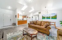 Peaceful retreat near the redwoods, ocean, and golf course! Hotel a Bayview