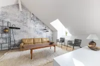 CITY CENTER APARTMENT