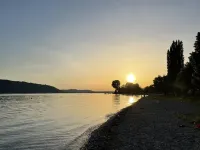 Vacation apartment only 10 minutes from Lake Constance in a quiet location Hotels in Owingen