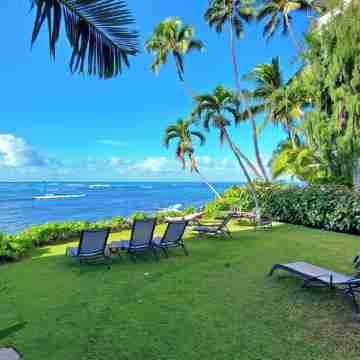 A Family Favorite on Hawaii's Gold Coast 11th Floor Oceanfront Condo Hotel Exterior