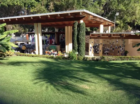 Beachfront Condo Villa Magna Great View 3rd Floor