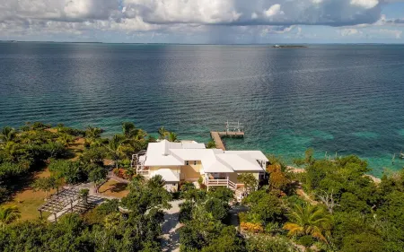 Coco Di Mama - Secluded Quiet Bahama Island Living Paradise Отели в г. Грэйт Гвана Кей