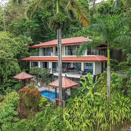 Exotica-All Suite House & Killer Views. On-site Staff-Gated Community-Paved Road Отели в г. Савегре