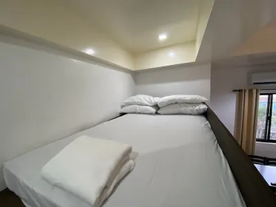 Modern Apartment with Balcony Hotels in 