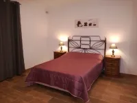 Fantastic Villa w/Large Garden&Private Pool in 3acre Farm-near Quinta do Lago