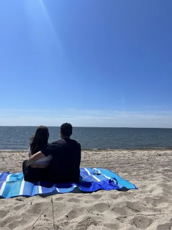 Modern 4 Bedroom Beach House: Ideal for Families & Long Stays