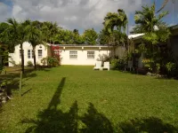 Only 3 mins walk to Beach and Beach Club