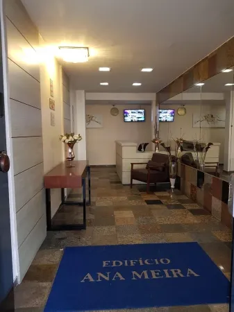 Beach building by Praia Forte, WI-FI air conditioning, side Hotel Malibu, for 10 Отели рядом с достопримечательностью «Shells Beach»