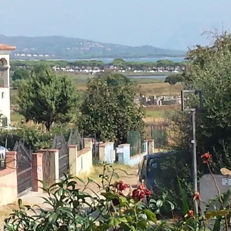Sardinia! Budoni 1 km from the wonderful beach of Sant'Anna: 4 beds Отели в г. Будони