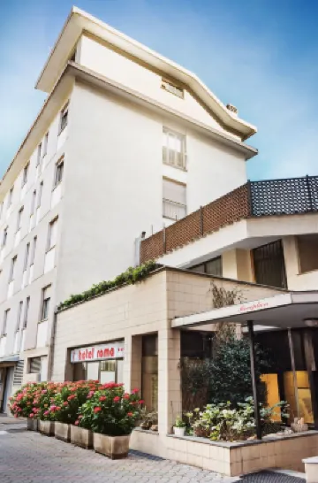 Roma Hotel a 
