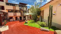 Andean Atoq Hostel - Хостел