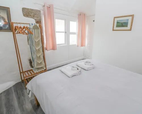 Toadstools Hotels in Penryn