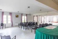 Château de Puy Robert Lascaux - A proximité Grotte de Lascaux - Hôtel Avec Piscine chauffée - Sarlat Hotels in Montignac