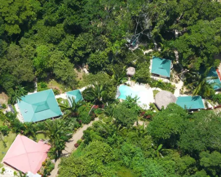 Hotel El Pequeño Gecko Verde Hotels in Samara