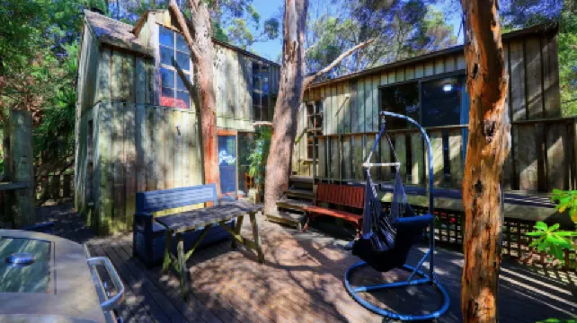 Crayfish Creek Van & Cabin Park